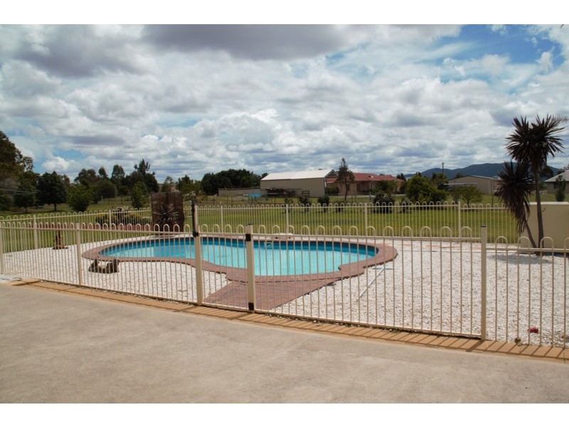 6 Robertson Place, Kingswood NSW 2340