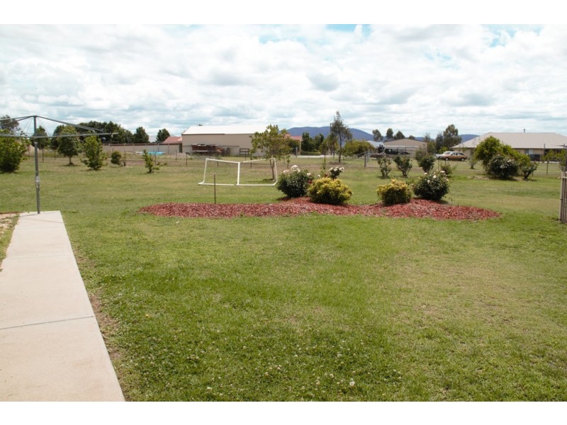 6 Robertson Place, Kingswood NSW 2340