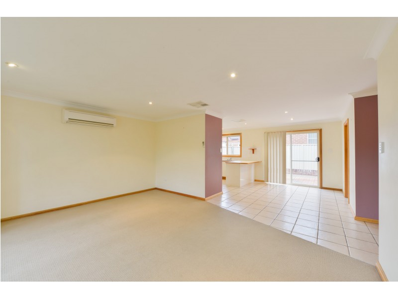 9 Church Street, Tamworth NSW 2340