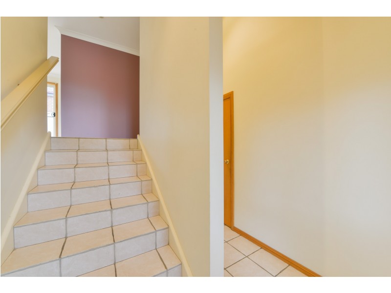 9 Church Street, Tamworth NSW 2340