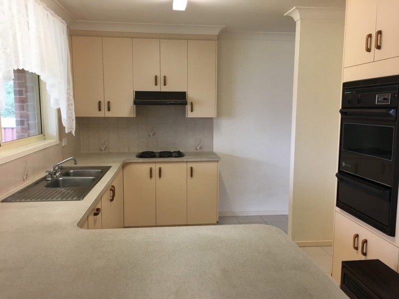 11 Janelle Street, Tamworth NSW 2340