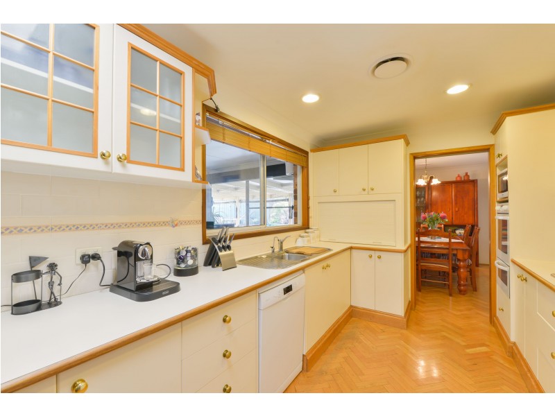 26 Woodburn Way, Tamworth NSW 2340