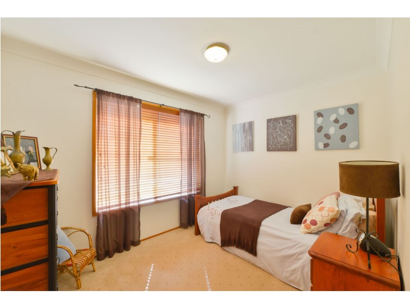 26 Woodburn Way, Tamworth NSW 2340