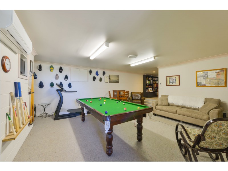 26 Woodburn Way, Tamworth NSW 2340