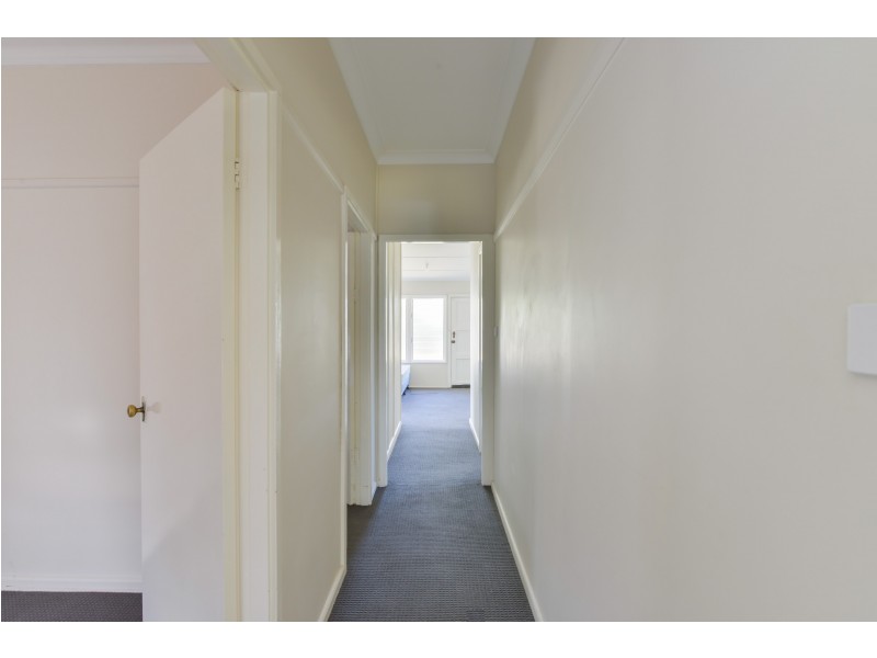 24 Stewart Avenue, Tamworth NSW 2340