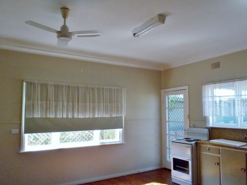 97 Robert Street, Tamworth NSW 2340