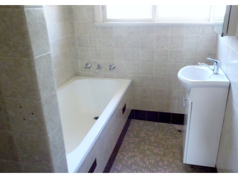 97 Robert Street, Tamworth NSW 2340