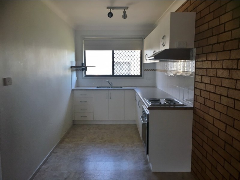 2/162 Goonoo Goonoo Road, Tamworth NSW 2340