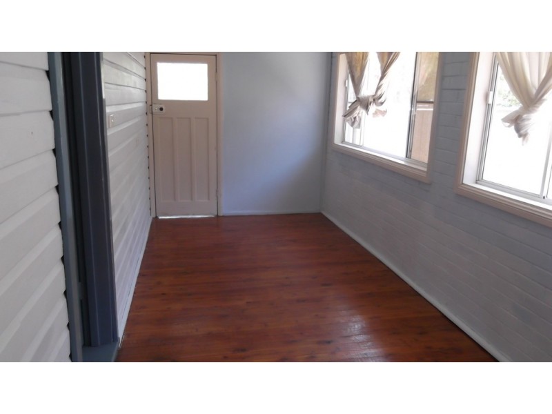 29 Denman Avenue, Kootingal NSW 2352