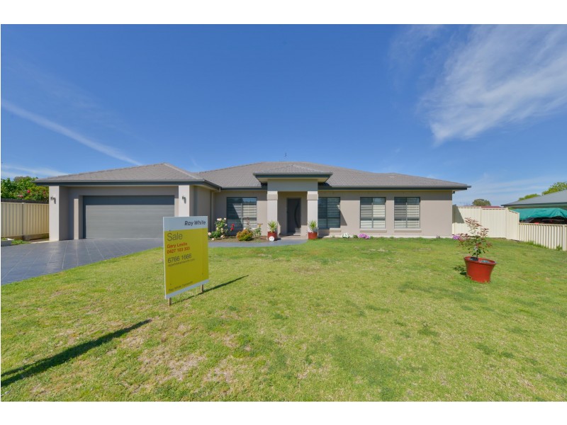 24 Glencoe Street, Manilla NSW 2346