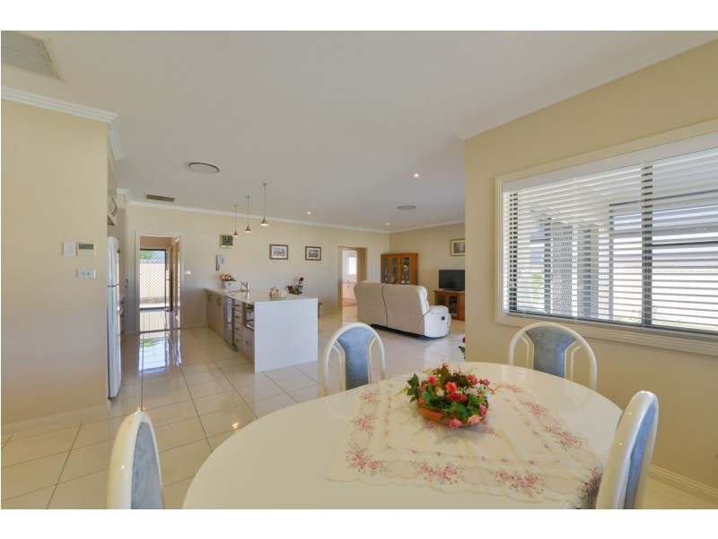 24 Glencoe Street, Manilla NSW 2346