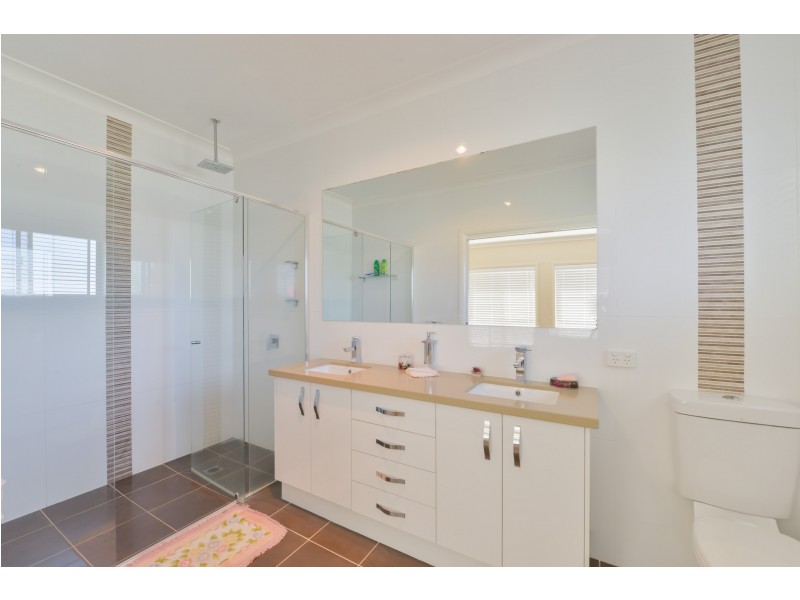 24 Glencoe Street, Manilla NSW 2346