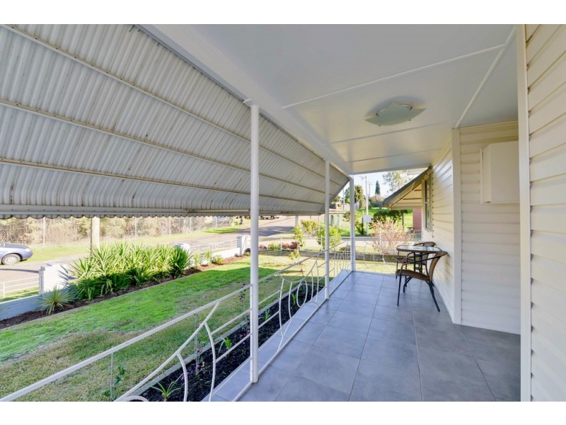 10 Griffin Avenue, Tamworth NSW 2340