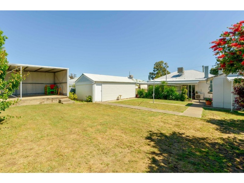 10 Griffin Avenue, Tamworth NSW 2340