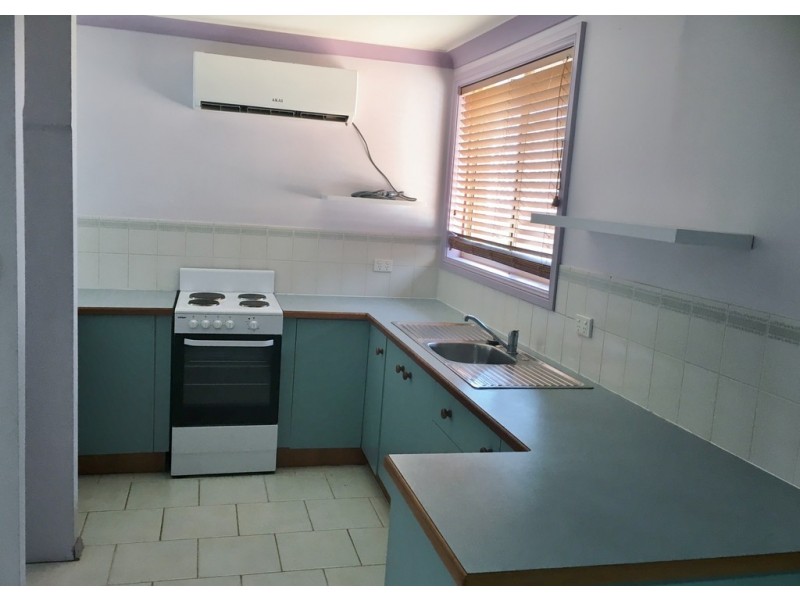 1/8 Curlew Crescent, Tamworth NSW 2340