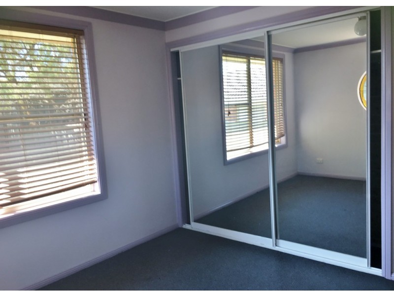 1/8 Curlew Crescent, Tamworth NSW 2340