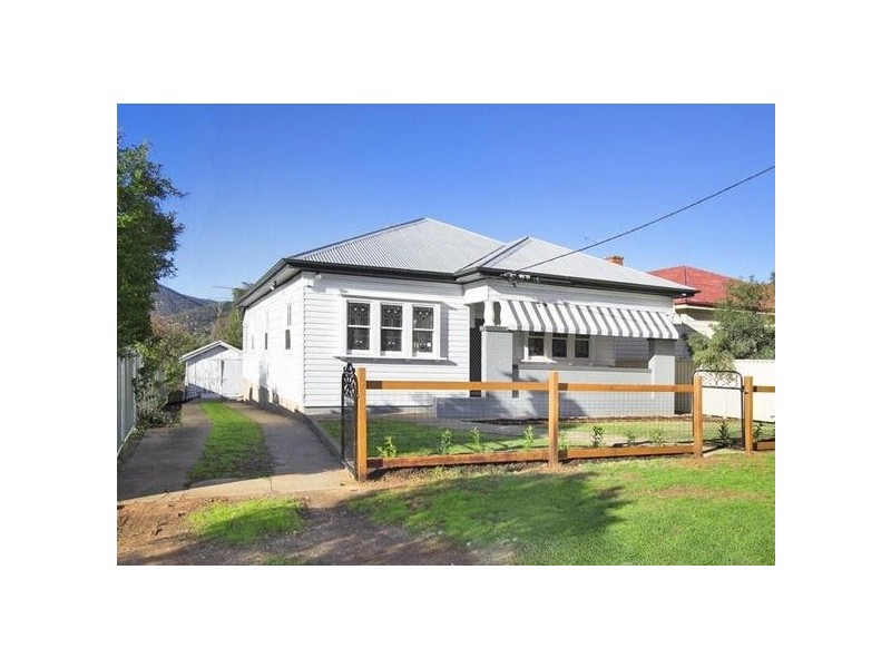 14 Denne Street, Tamworth NSW 2340