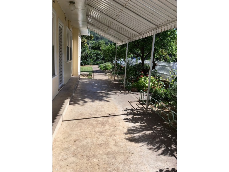 126 Piper Street, Tamworth NSW 2340