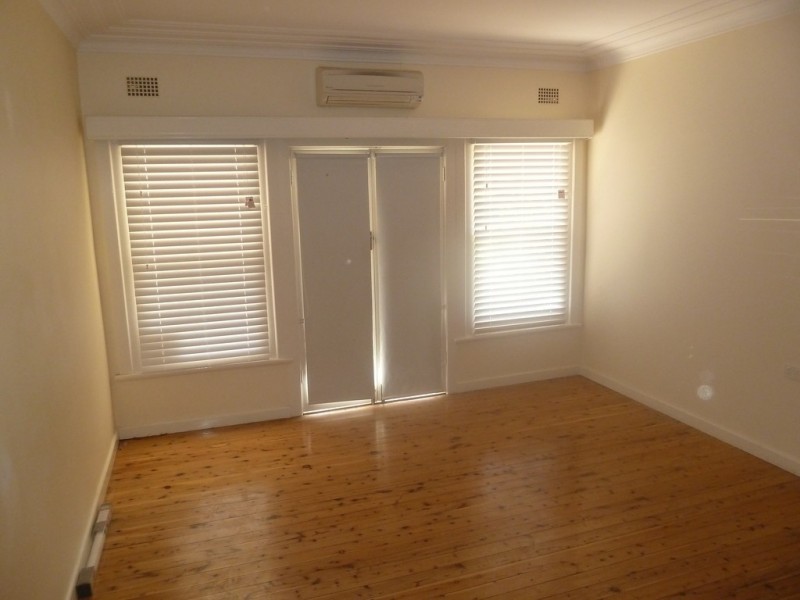 126 Piper Street, Tamworth NSW 2340