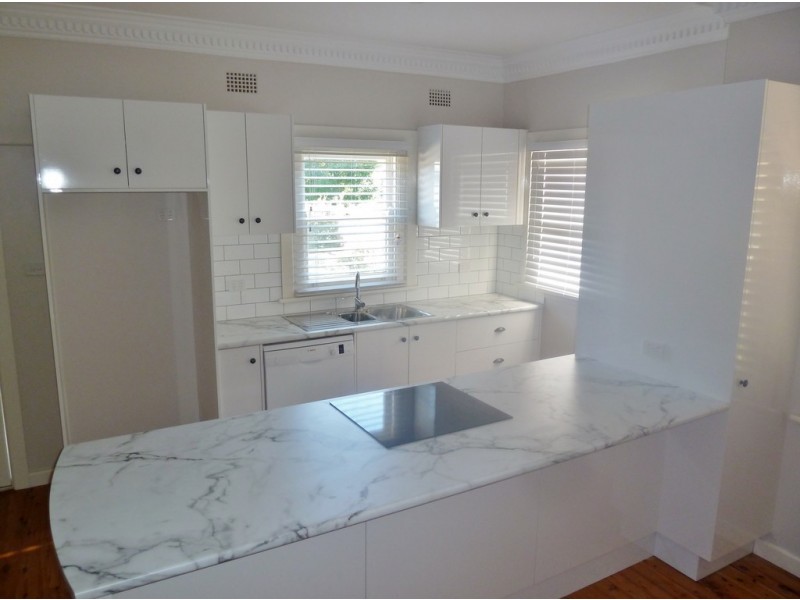 126 Piper Street, Tamworth NSW 2340