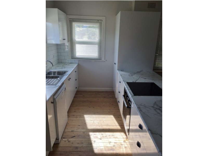 126 Piper Street, Tamworth NSW 2340