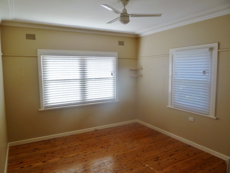 126 Piper Street, Tamworth NSW 2340