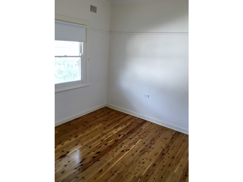 126 Piper Street, Tamworth NSW 2340