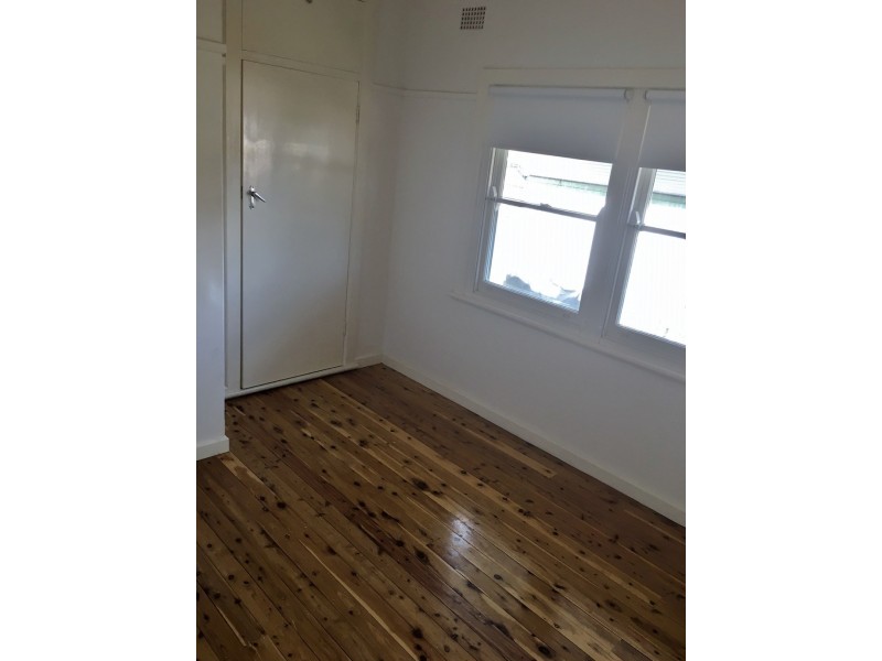 126 Piper Street, Tamworth NSW 2340