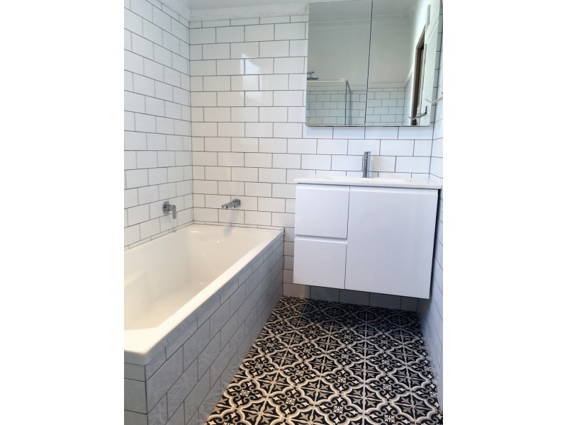 126 Piper Street, Tamworth NSW 2340