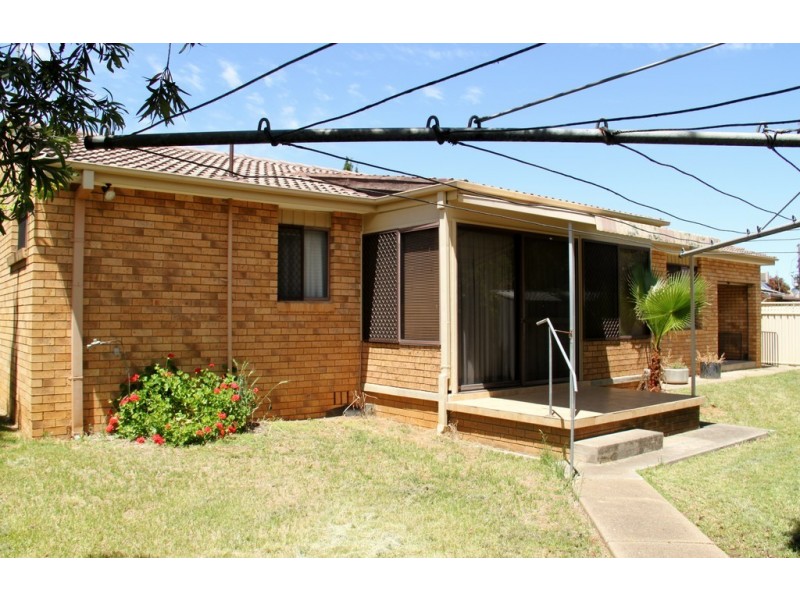 34 Waree Drive, Tamworth NSW 2340