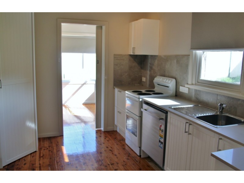 390 Armidale Road, Tamworth NSW 2340