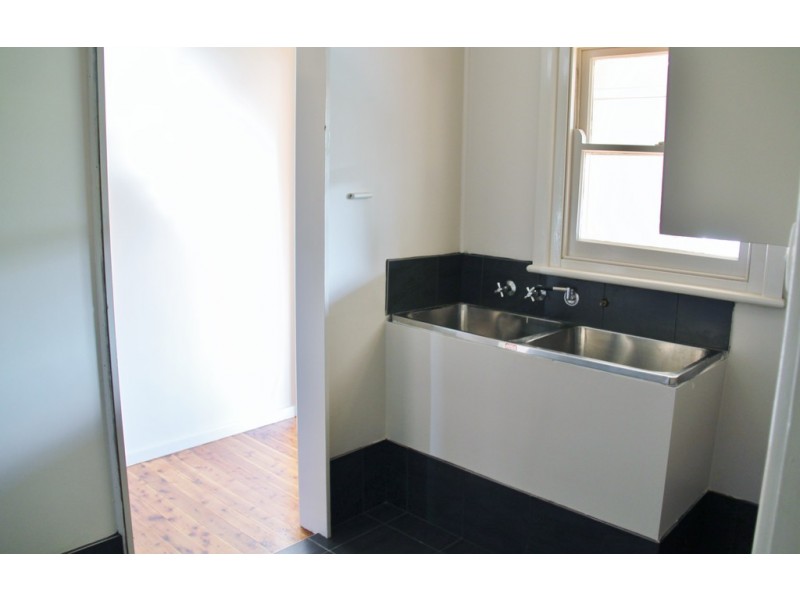 390 Armidale Road, Tamworth NSW 2340