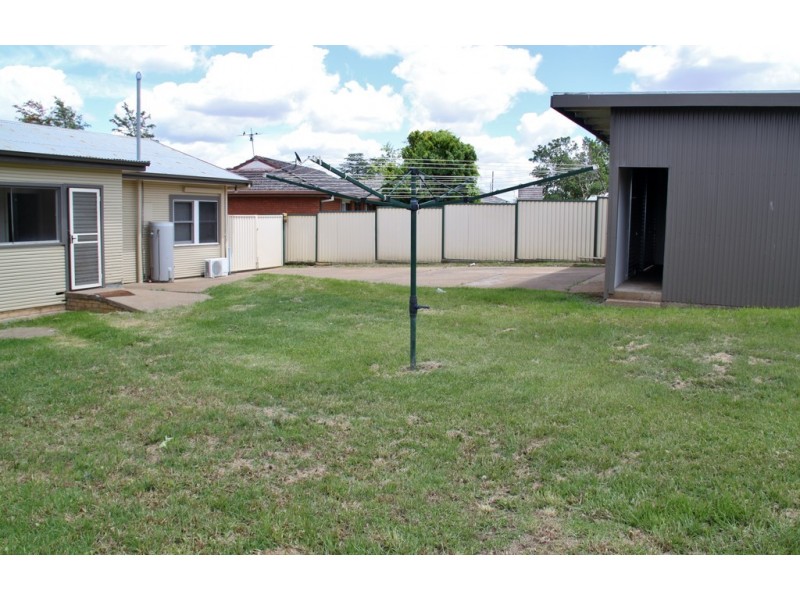 390 Armidale Road, Tamworth NSW 2340