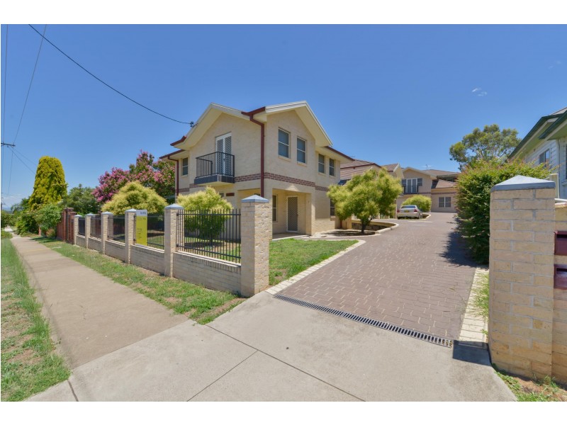 2/71 Church Street, Tamworth NSW 2340