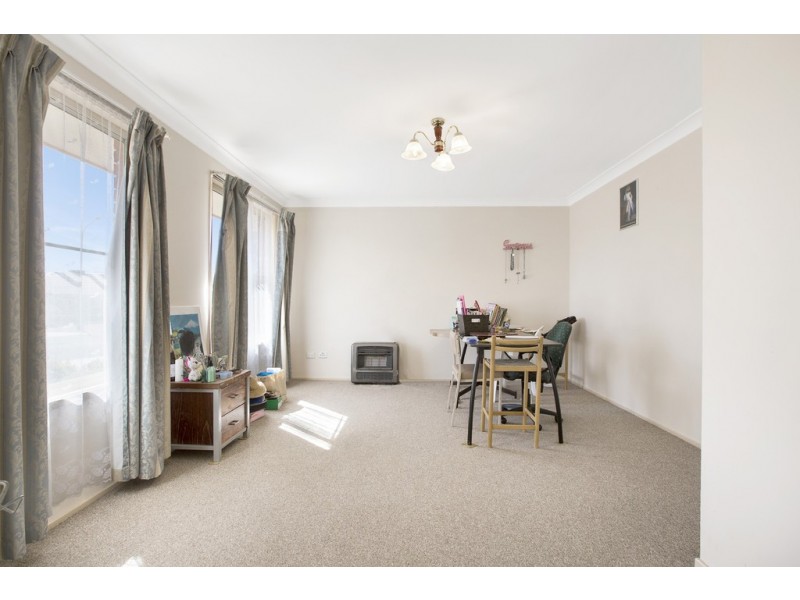 5 Caley Close, Tamworth NSW 2340