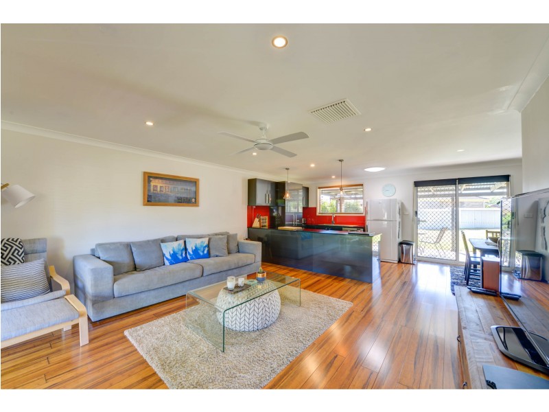 18 Windhover Crescent, Calala NSW 2340