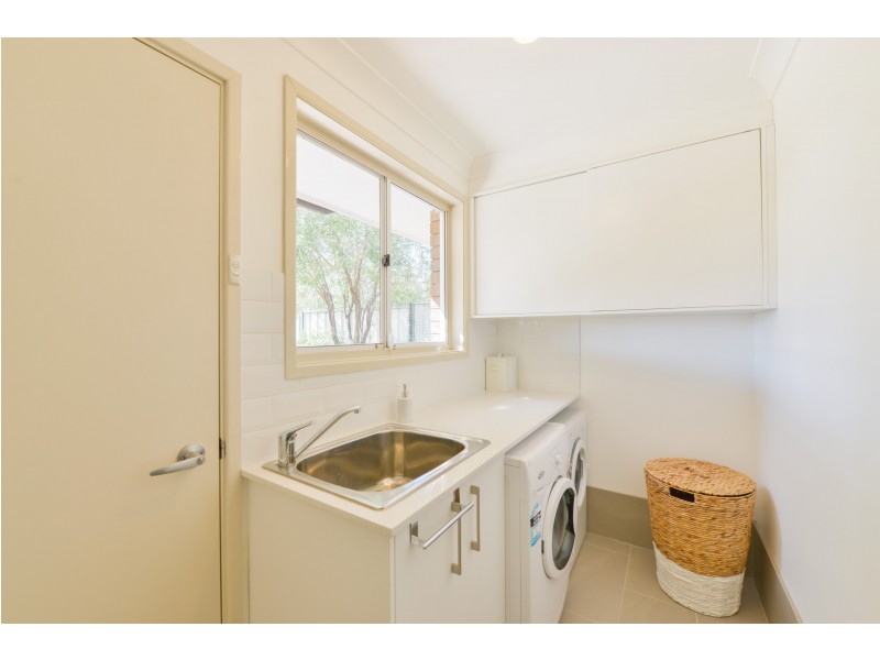18 Windhover Crescent, Calala NSW 2340