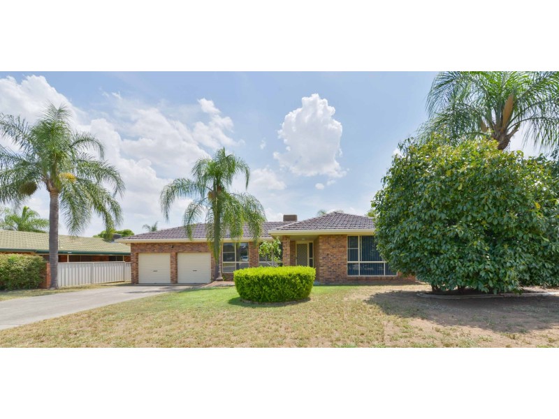 10 Dibar Drive, Tamworth NSW 2340