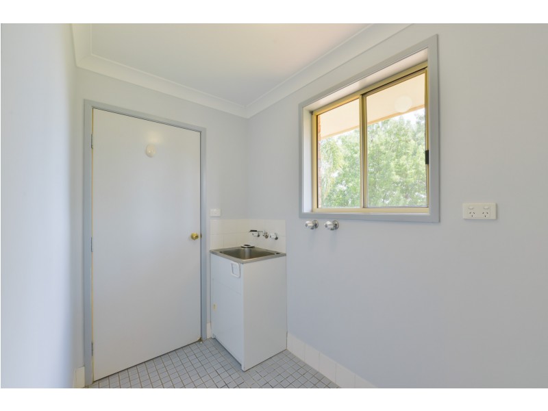 10 Dibar Drive, Tamworth NSW 2340