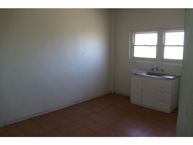 37 Denison Street, Tamworth NSW 2340