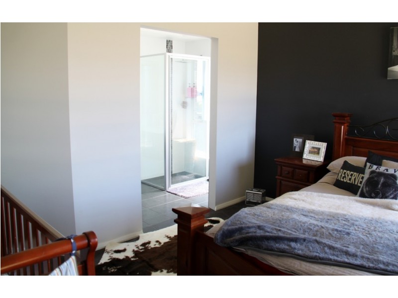 22 Semillon Drive, Tamworth NSW 2340