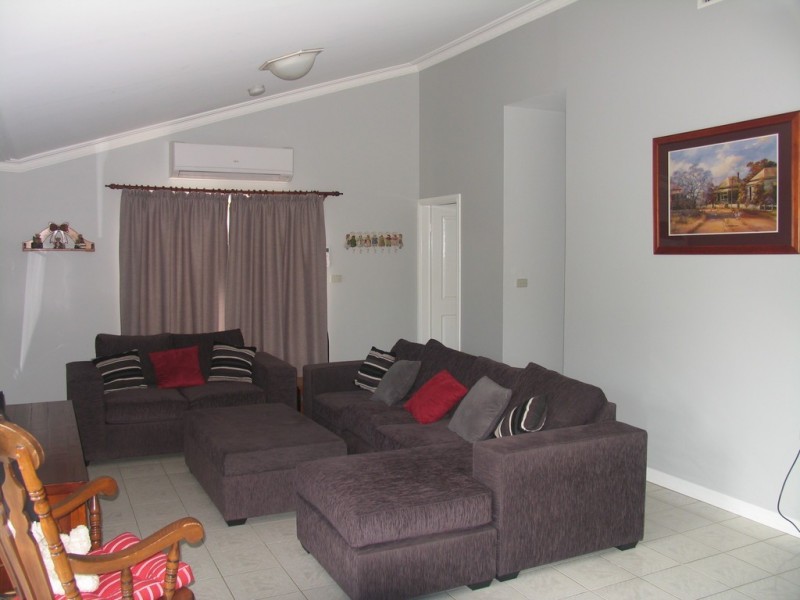 5 Wilga Place, Tamworth NSW 2340