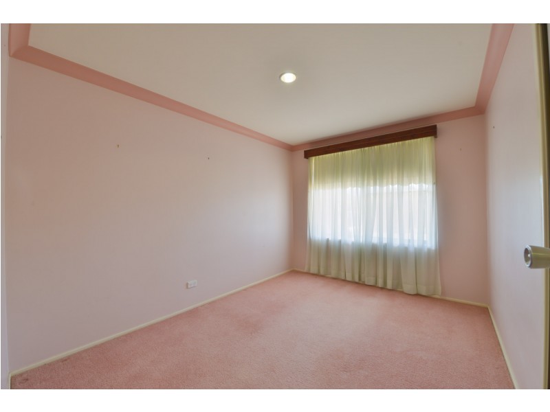 4 Lindon Crescent, Kootingal NSW 2352