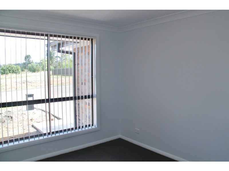 21 Faringdon Street, Tamworth NSW 2340