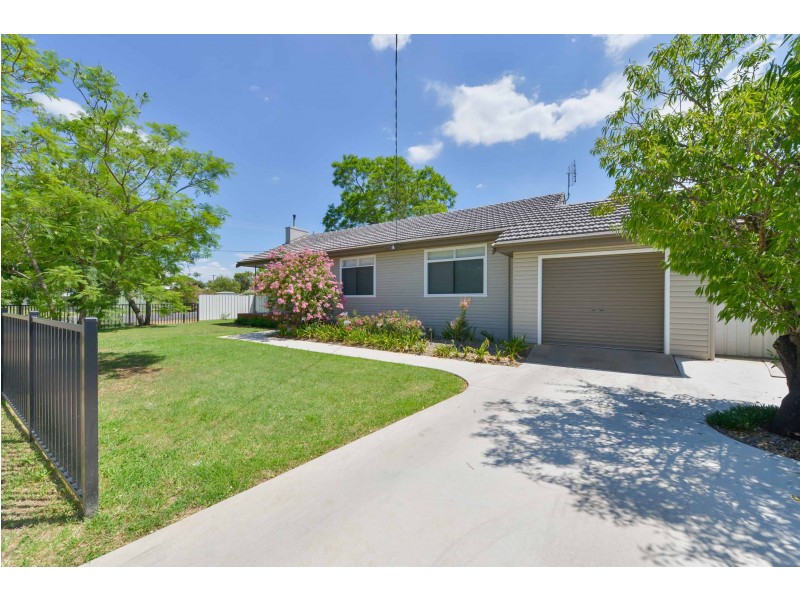2B David Street, Tamworth NSW 2340