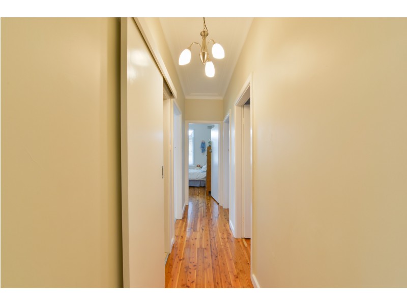 2B David Street, Tamworth NSW 2340