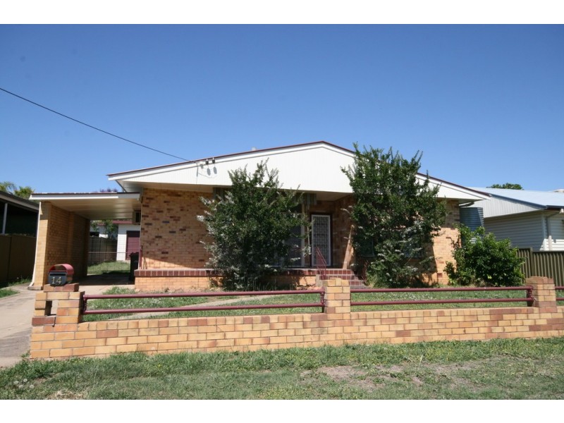 14 Croydon Avenue, Tamworth NSW 2340