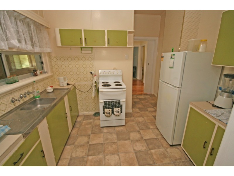 14 Croydon Avenue, Tamworth NSW 2340