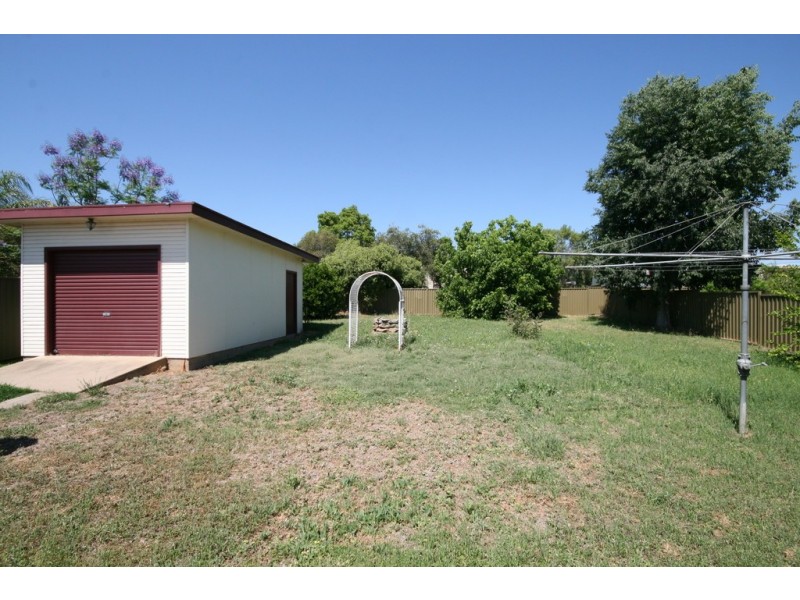 14 Croydon Avenue, Tamworth NSW 2340