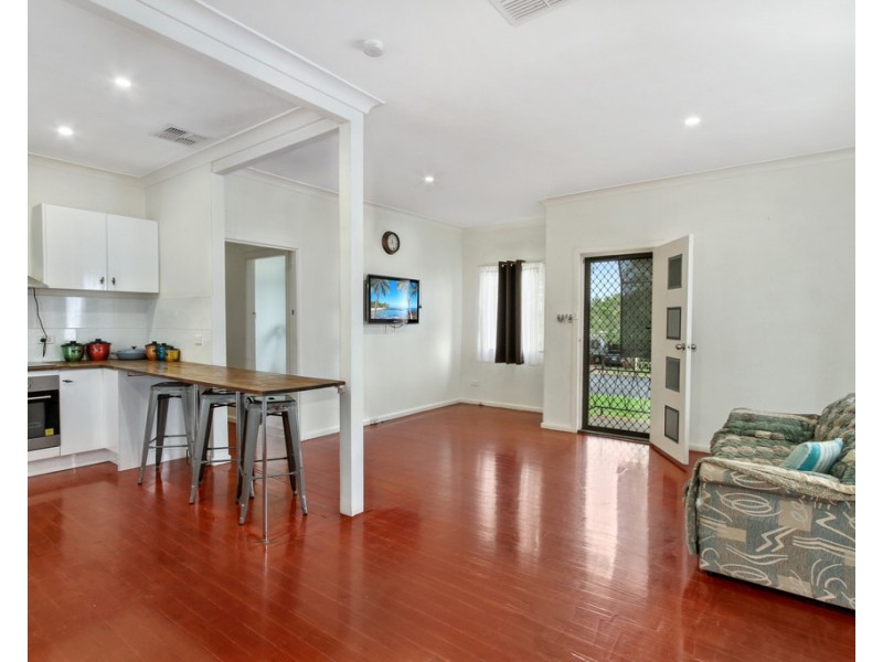 11 John Street, Tamworth NSW 2340